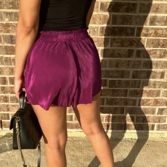 Zara Pleated Shorts Purple S - Picture 2 of 10